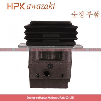 Válvula de alta presión del pedal del pie para el excavador SK250 SK260-8 SK330 de Kobelco