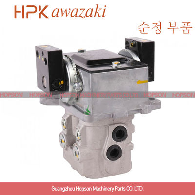 Excavador Foot Pedal Valve de Hitachi 1024384 1024224 1022441 para ZAX240-3 ZAX330-3